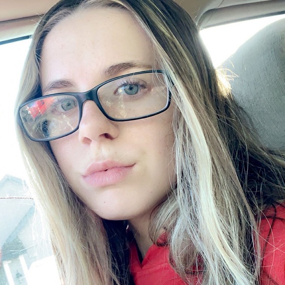 Meet your Posher, Jenna - Picture 1 of 1